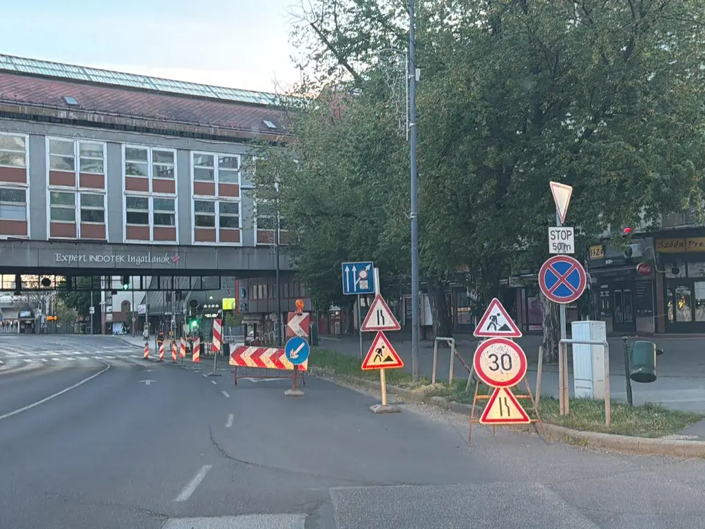 közterület-bontási és hibaelhárítási munkálatok