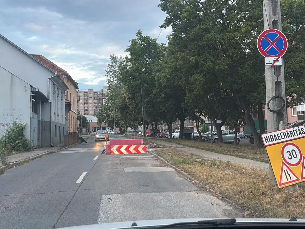 közterület-bontási és hibaelhárítási munkálatok