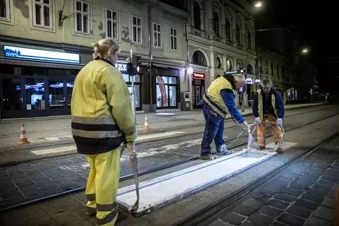 útburkolati jel festés
