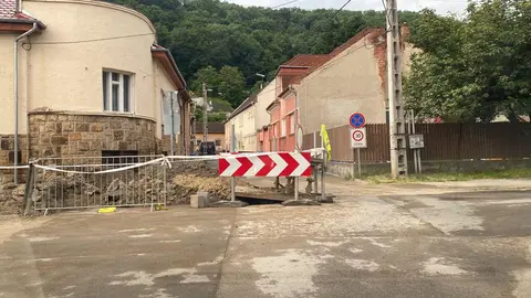 közterület-bontási és hibaelhárítási munkálat