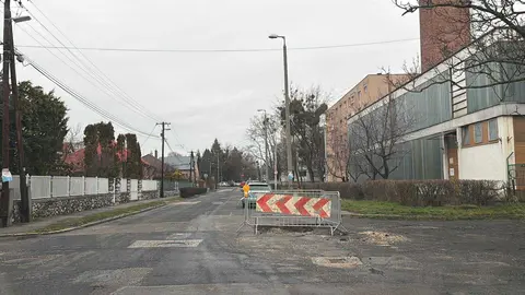 közterület-bontási és hibaelhárítási munkálatok